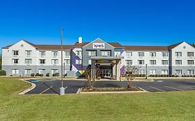 Spark By Hilton Macon North
